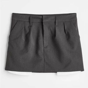 H&M Ladies Gray Mini Skirt Pockets Preppy Trendy Women’s Casual Small Size